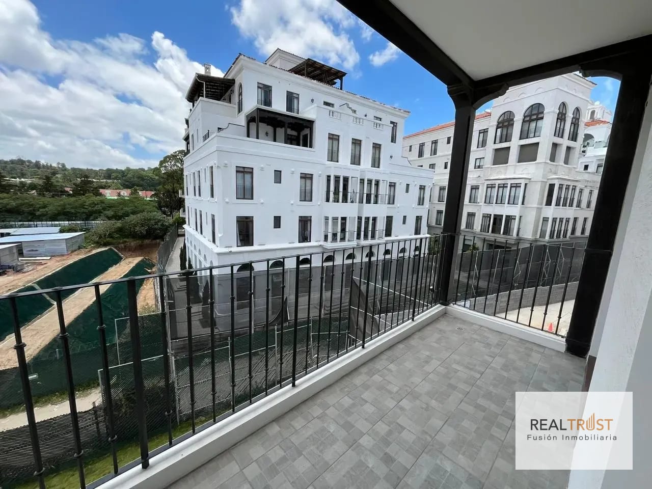 Apartamento en renta Lirios zona 16 — Apartamento en Alquiler en Zona 16, Guatemala, Ciudad — foto 4 de 17