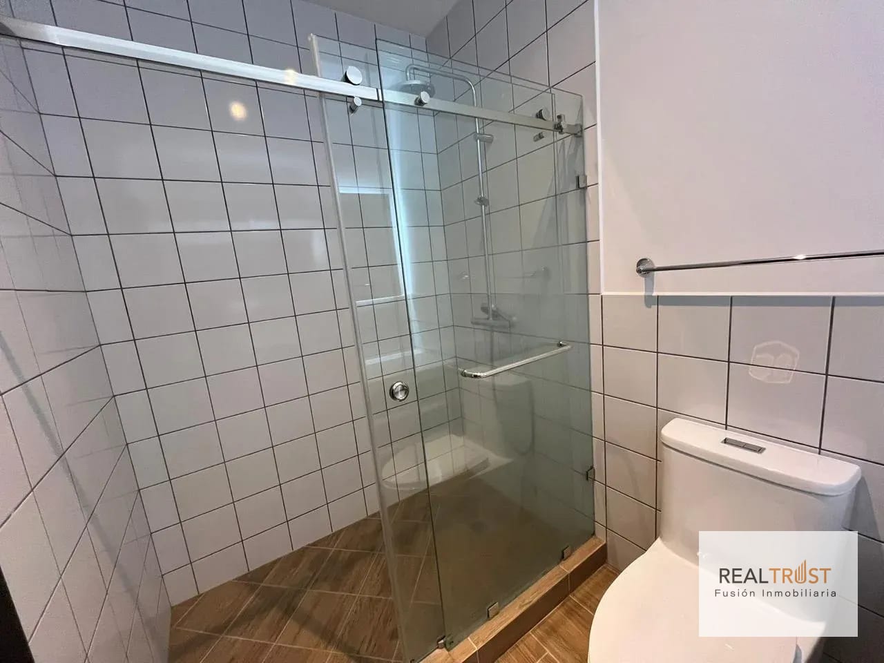 Apartamento en renta Lirios zona 16 — Apartamento en Alquiler en Zona 16, Guatemala, Ciudad — foto 16 de 17
