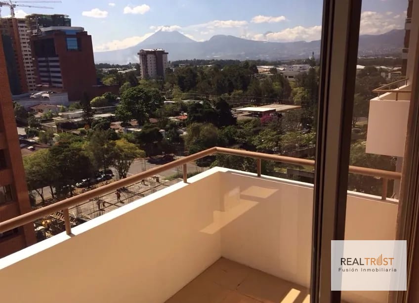 Apartamento en Renta Zona 14 Quattro — Apartamento en Alquiler en Zona 14, Guatemala, Ciudad — foto 6 de 8