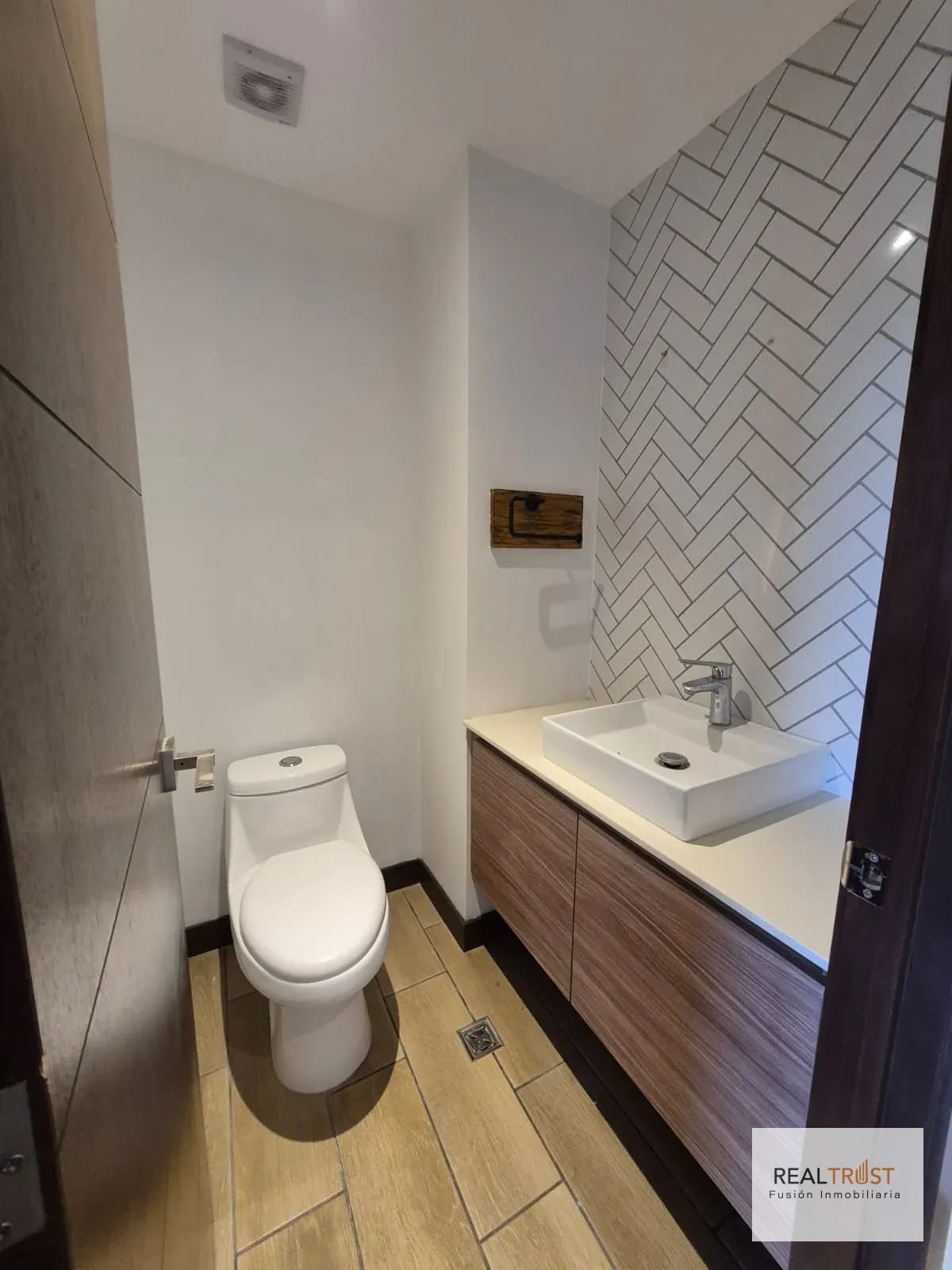 Oportunidad! Apartamento en Venta Zona 15 Vista Hermosa 2 — Apartamento en Venta en Zona 15, Guatemala, Ciudad — foto 4 de 12