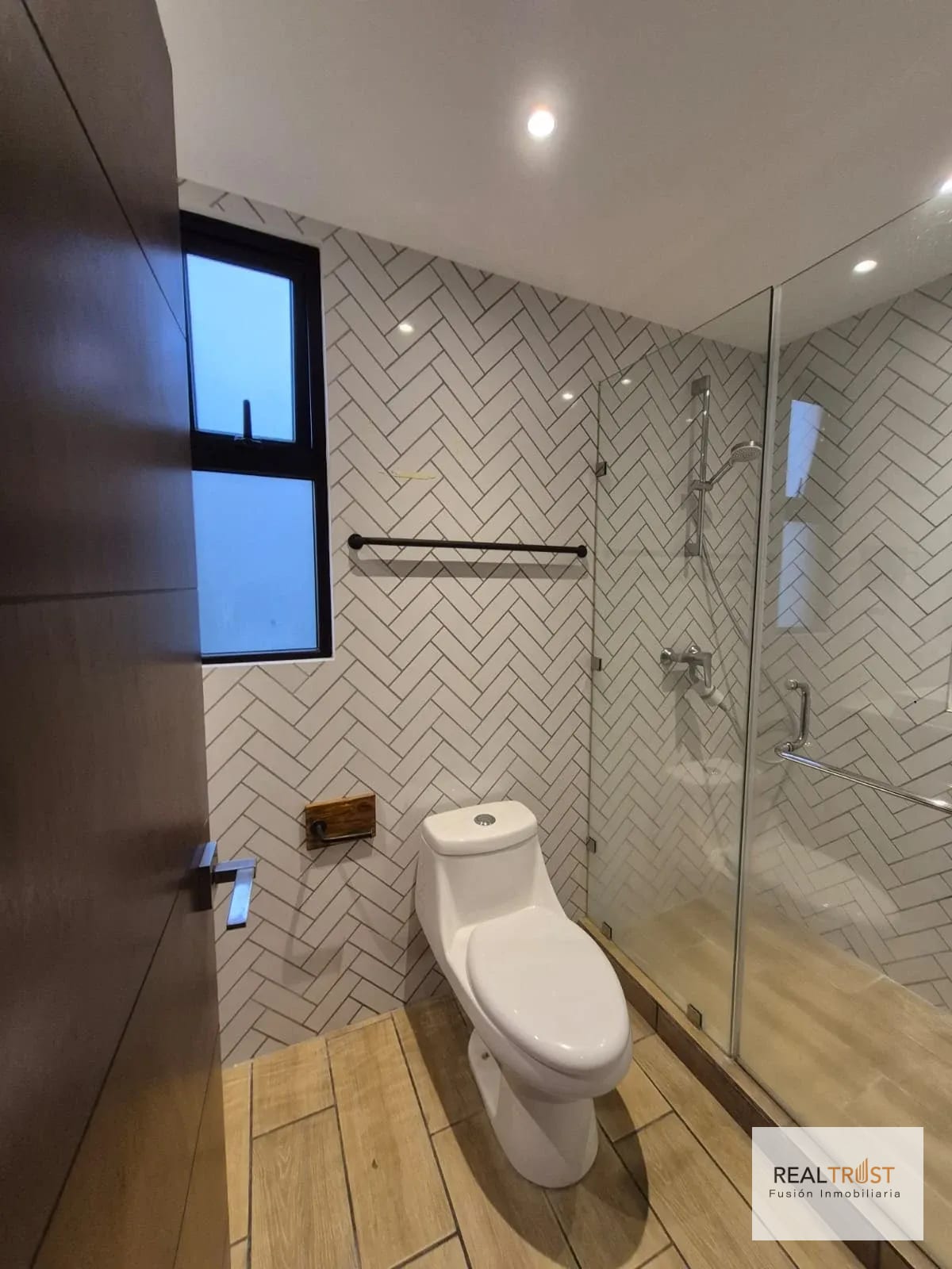 Oportunidad! Apartamento en Venta Zona 15 Vista Hermosa 2 — Apartamento en Venta en Zona 15, Guatemala, Ciudad — foto 7 de 12