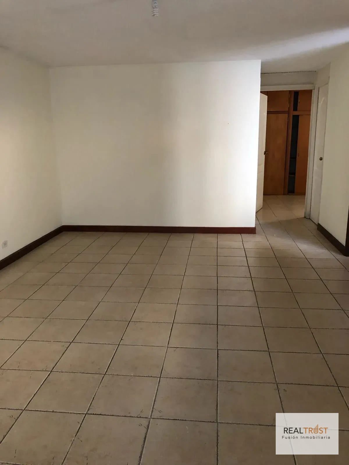 Casa en Venta San Cristobal — Casa en Venta en Zona 8 Mixco, Guatemala, Ciudad — foto 7 de 7