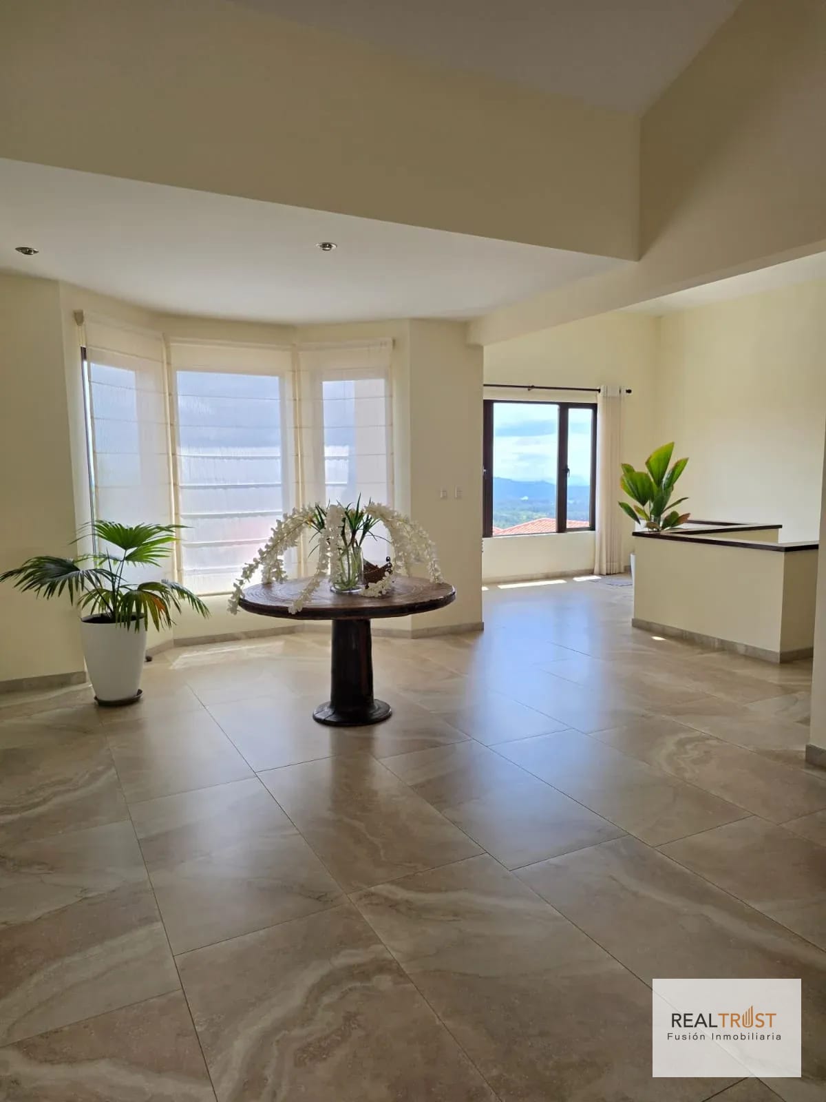 Casa en Venta Lazos Fraijanes — Casa en Venta en Carretera a El Salvador, Guatemala, Ciudad — foto 1 de 17