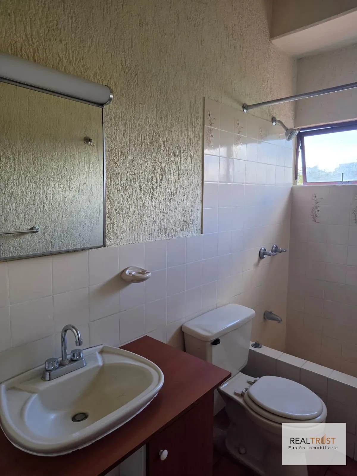 Apartamento en Renta en Vista Hermosa II Zona 15 — Apartamento en Alquiler en Zona 15, Guatemala, Ciudad — foto 10 de 10