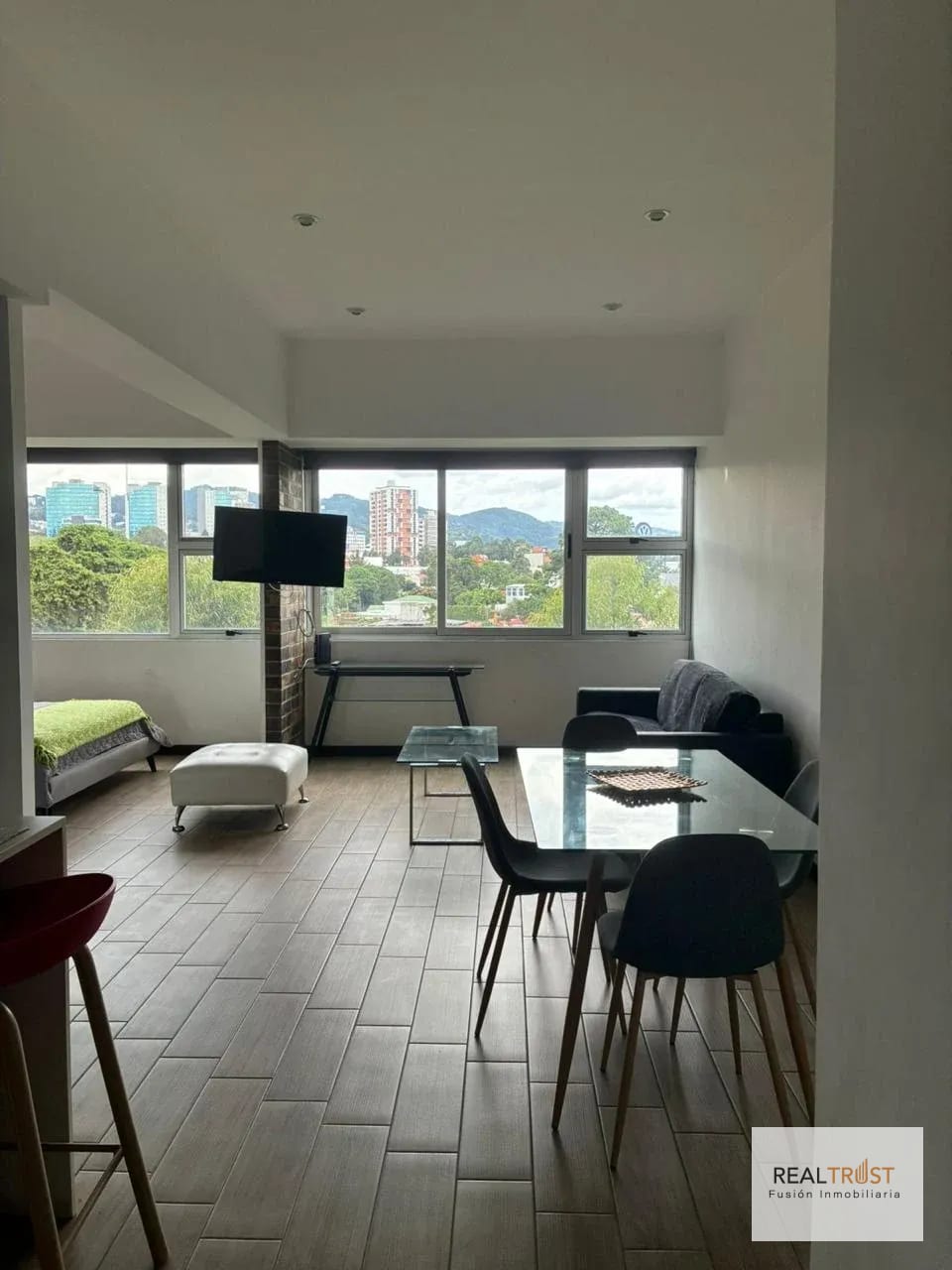 Apartamento en venta Ferrara 10 — Apartamento en Venta en Zona 10, Guatemala, Ciudad — foto 1 de 17