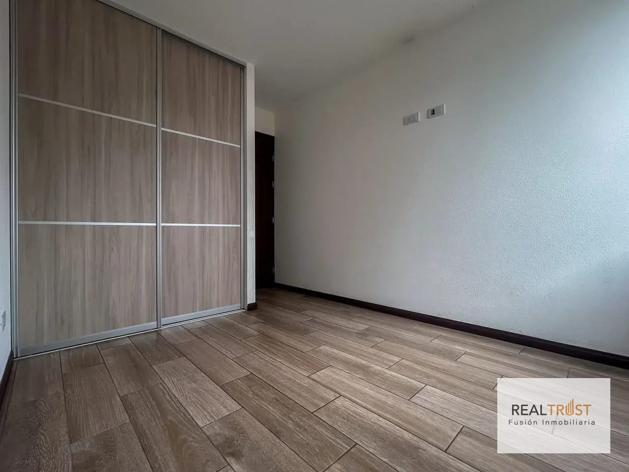 En Venta Apartamento con Jardín San Isidro 2021, Zona 16 — Apartamento en Venta en Zona 16, Guatemala, Ciudad — foto 7 de 12