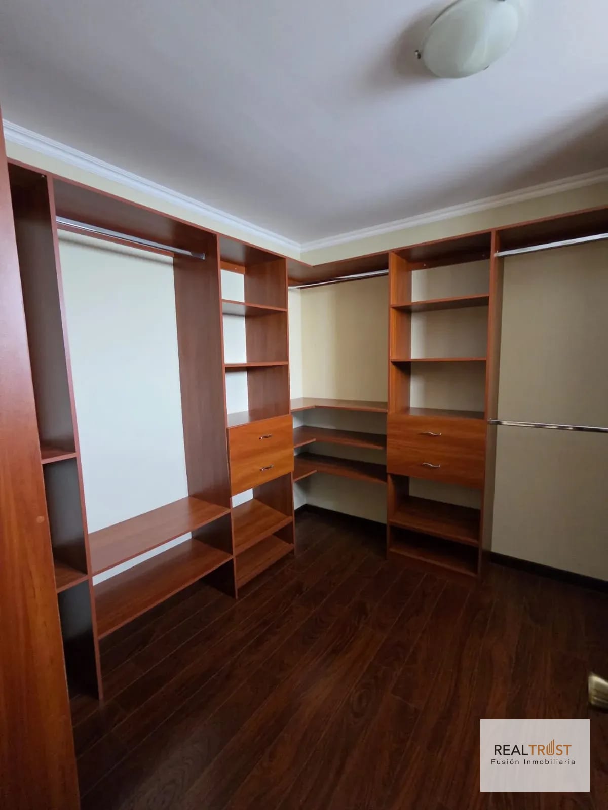 Precioso apartamento amplio visita hermosa 2 — Apartamento en Venta en Botticelli, Zona 15, Guatemala, Ciudad — foto 7 de 12