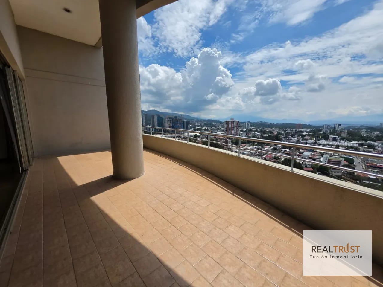 Precioso apartamento amplio visita hermosa 2 — Apartamento en Venta en Botticelli, Zona 15, Guatemala, Ciudad — foto 10 de 12