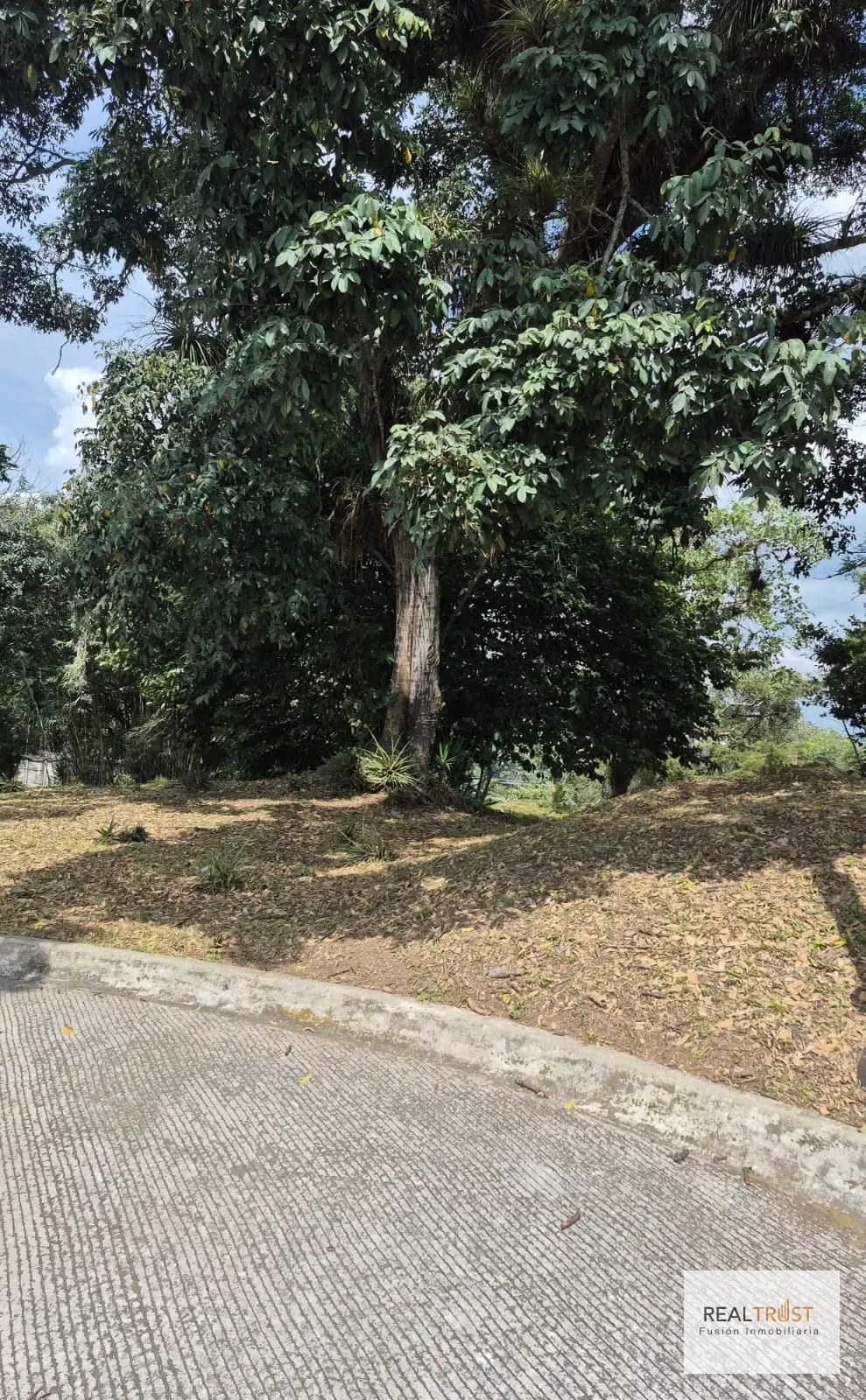 Terreno en Venta Club de Golf San Isidro Zona 16 — Terreno en Venta en Zona 16, Guatemala, Ciudad — foto 2 de 6