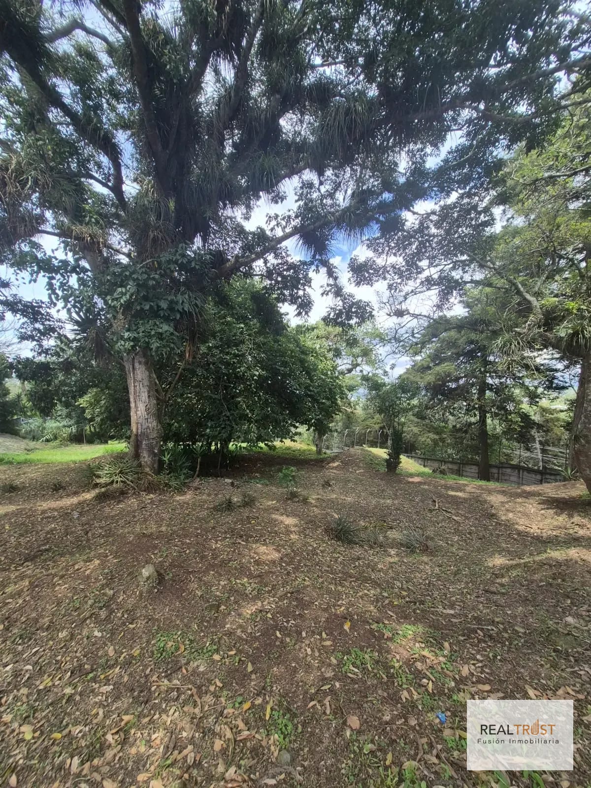 Terreno en Venta Club de Golf San Isidro Zona 16 — Terreno en Venta en Zona 16, Guatemala, Ciudad — foto 4 de 6