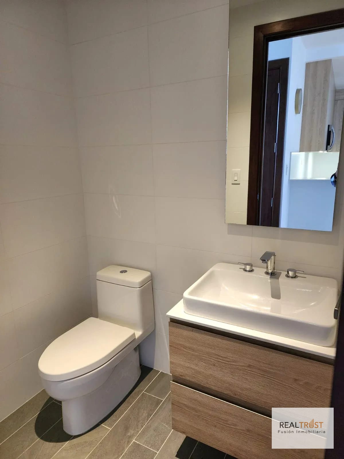Apartamento en renta Edificio Vhista, zona 15 — Apartamento en Alquiler en Zona 15, Guatemala, Ciudad — foto 14 de 16