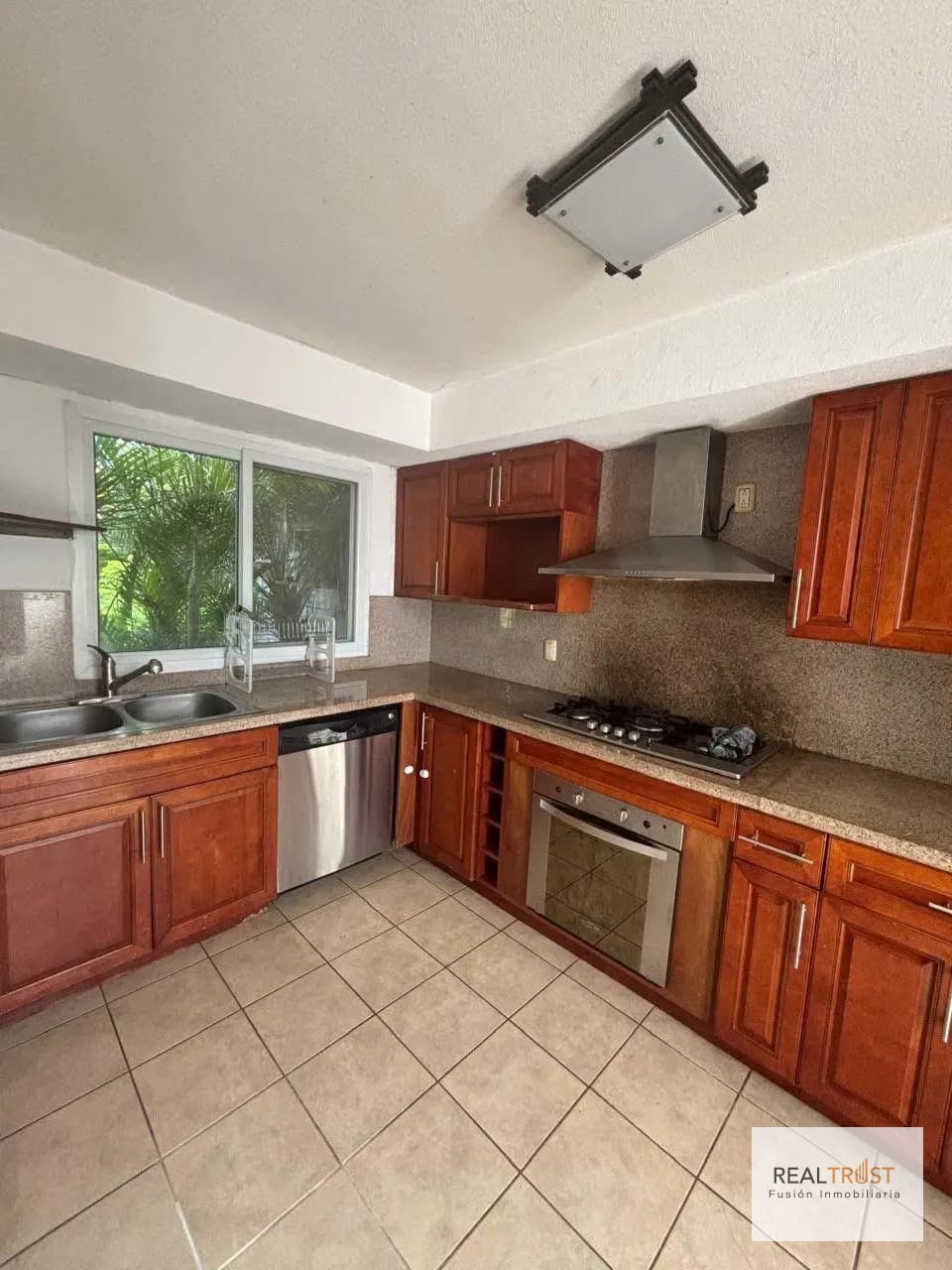 En venta Fontana km 25 Caes — Casa en Venta en Carretera a El Salvador, Guatemala, Ciudad — foto 2 de 15