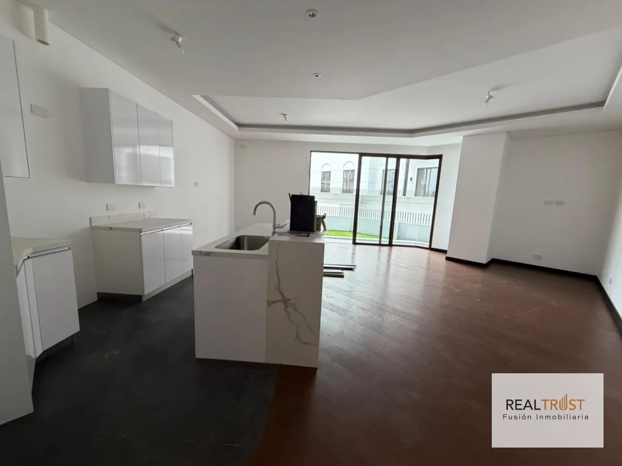 Apartamento en renta con jardín Nogales de Cayalá zona 16 — Apartamento en Alquiler en Zona 16, Guatemala, Ciudad — foto 6 de 17