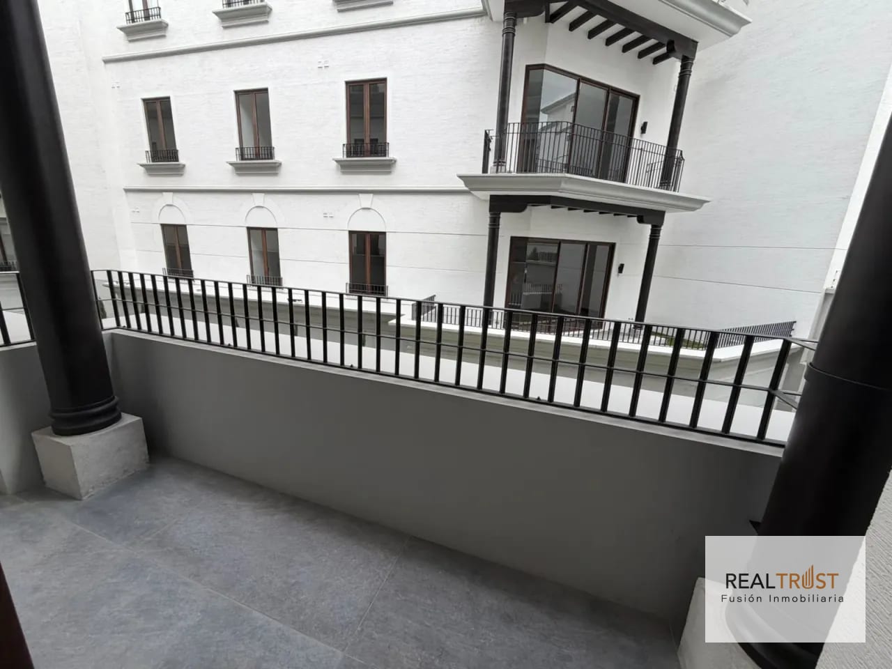 Apartamento en renta Nogales de Cayalá zona 16 — Apartamento en Alquiler en Zona 16, Guatemala, Ciudad — foto 2 de 16