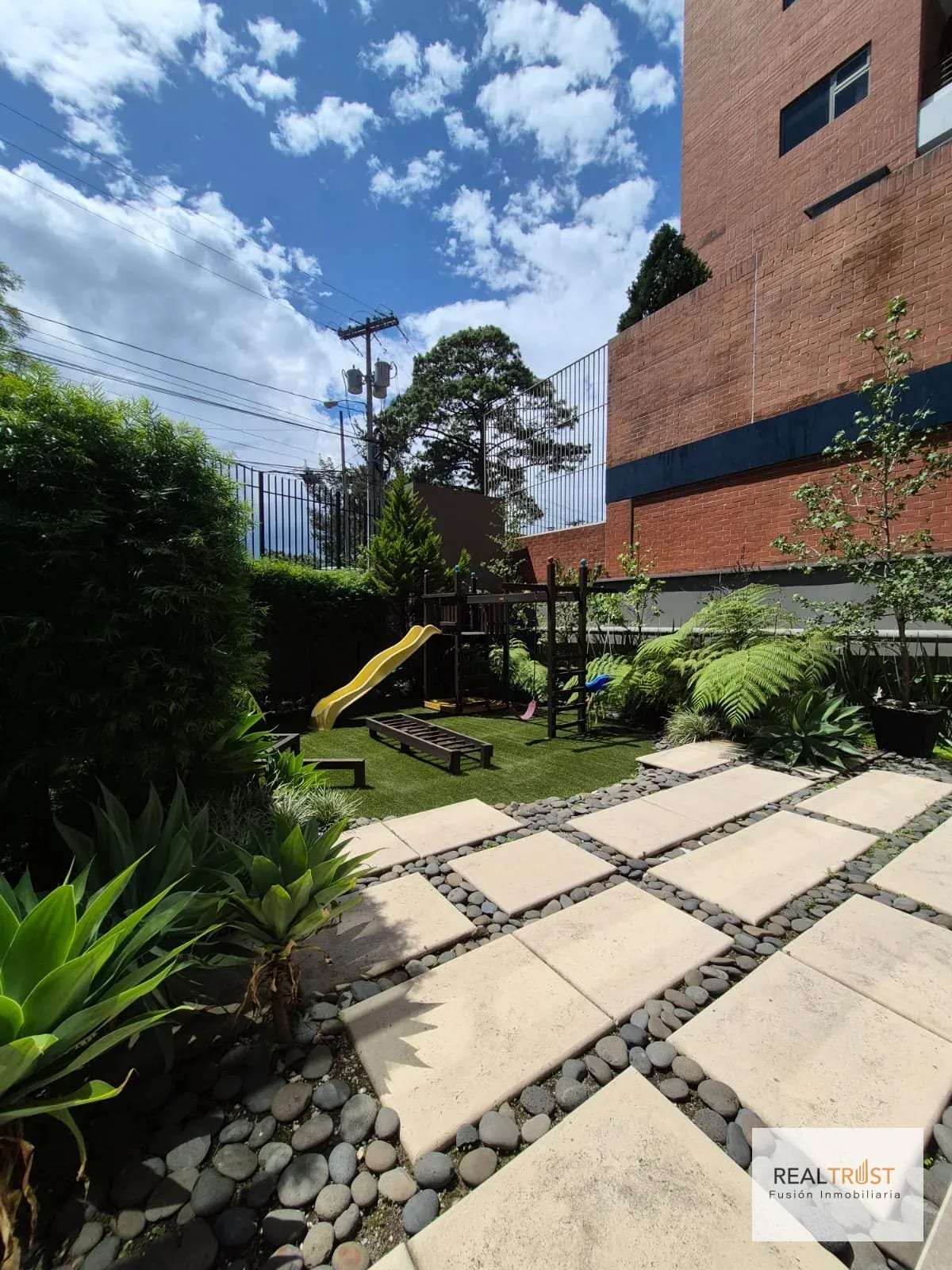 En Renta Apartamento Zona 15 Vista Hermosa 2 — Apartamento en Alquiler en Zona 15, Guatemala, Ciudad — foto 16 de 17