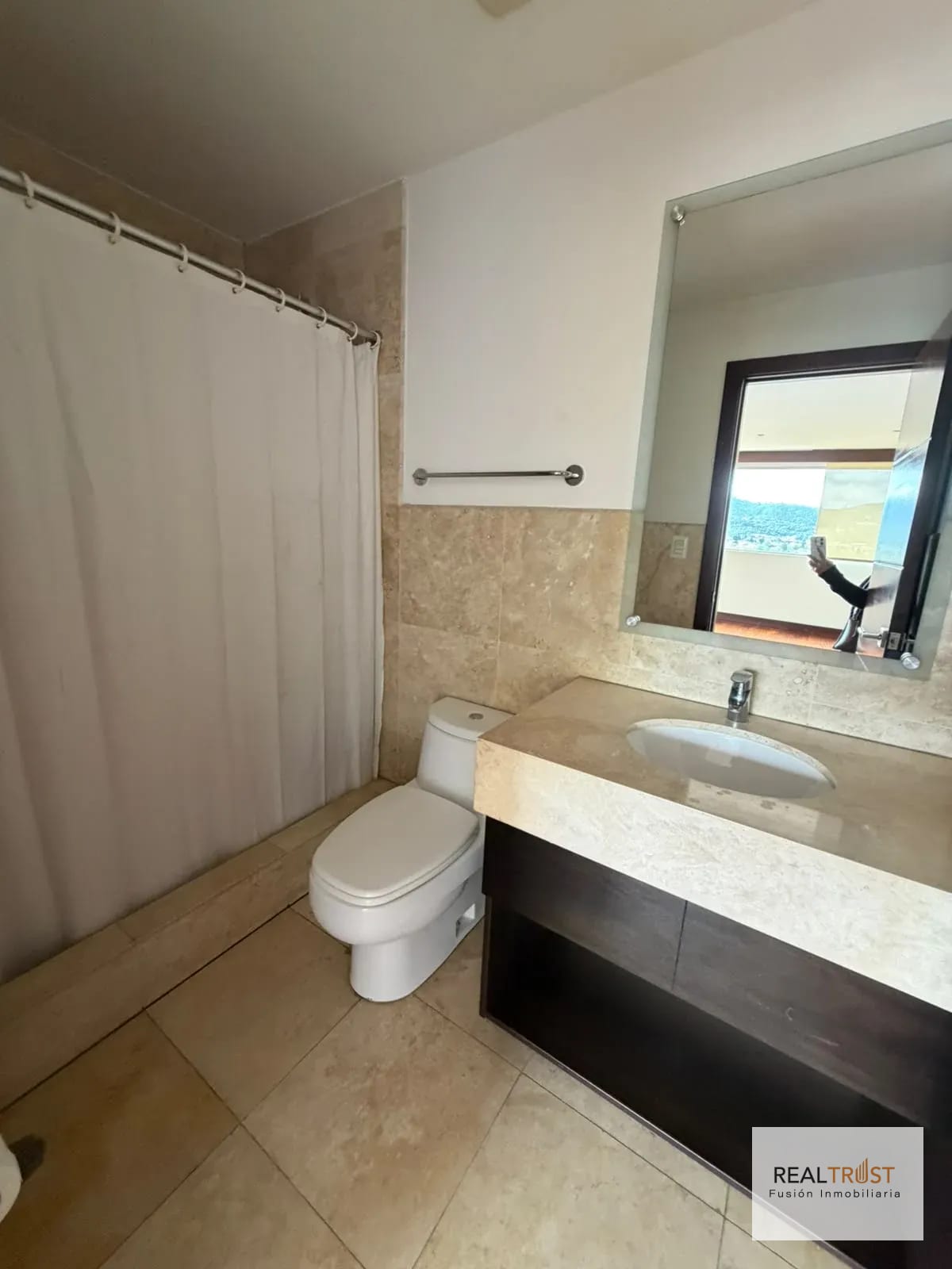 Apartamento en renta Tiffany zona 14 — Apartamento en Alquiler en Zona 14, Guatemala, Ciudad — foto 16 de 16