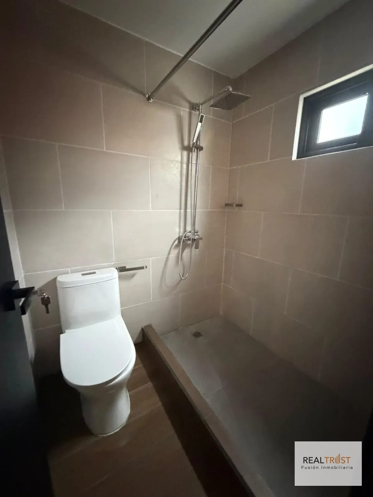 Casa en Venta en Llanos de Arrazola KM 16.5 CAES — Casa en Venta en Carretera a El Salvador, Guatemala, Ciudad — foto 11 de 14
