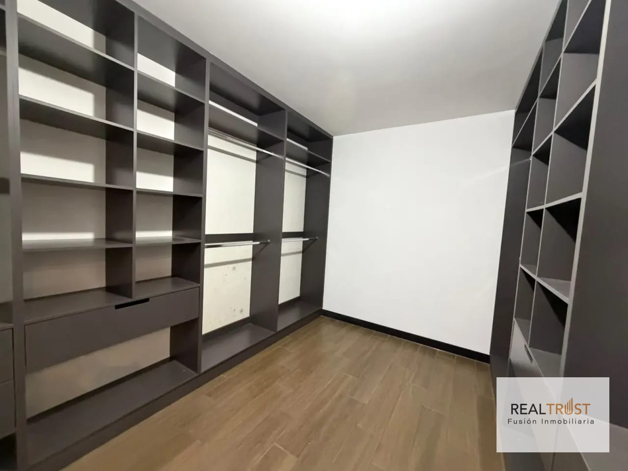 Casa en Venta en Llanos de Arrazola KM 16.5 CAES — Casa en Venta en Carretera a El Salvador, Guatemala, Ciudad — foto 13 de 14