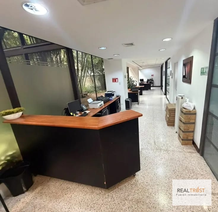 Oficinas en renta Las Margaritas — Oficina en Alquiler en Zona 10, Guatemala, Ciudad — foto 2 de 9