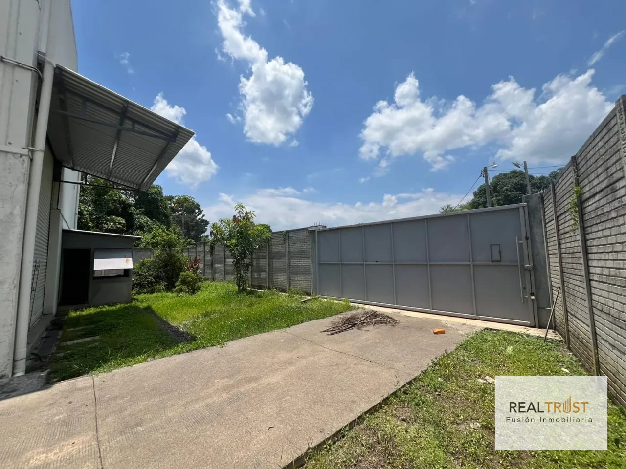 Propiedad con Bodega en Venta Retalhuleu km 185.3 — Bodega / Ofibodega en Venta en Retalhuleu, Retalhuleu — foto 12 de 15