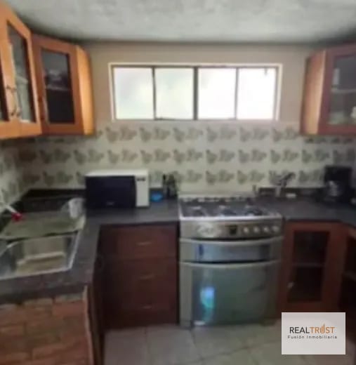 Propiedad en Venta a orilla del Lago de Atitlan en Panajachel — Casa en Venta en Panajachel, Sololá — foto 3 de 15