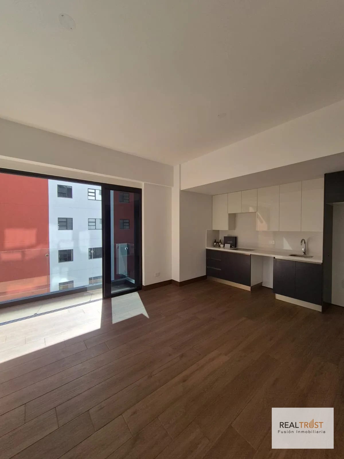 Apartamento en Renta para Estrenar, Zona 14 — Apartamento en Alquiler en Zona 14, Guatemala, Ciudad — foto 2 de 16
