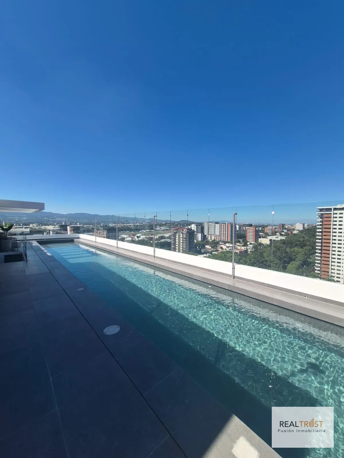 Apartamento en Renta para Estrenar, Zona 14 — Apartamento en Alquiler en Zona 14, Guatemala, Ciudad — foto 13 de 16