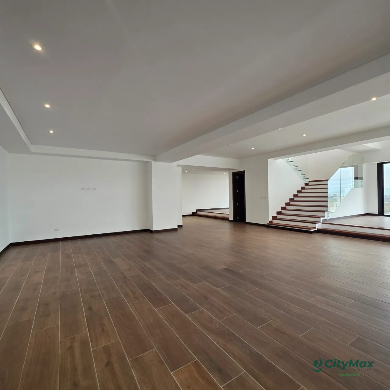 PentHouse en Venta en Oakland Zona 10 Guatemala — Apartamento en Venta en Oakland I, Zona 10, Guatemala, Ciudad — foto 11 de 17