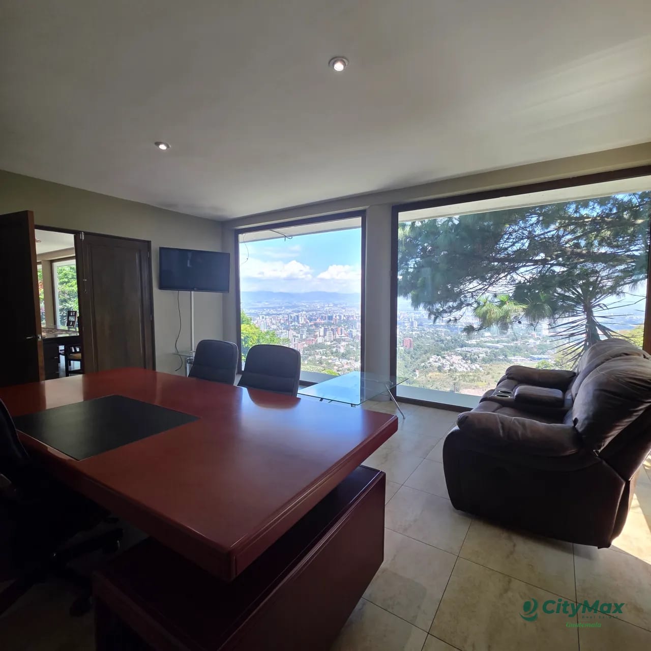 Lujosa Mansión en venta Las Nubes Ciudad Guatemala — Casa en Venta en km 11-15, Carretera a El Salvador, Guatemala, Ciudad — foto 5 de 16