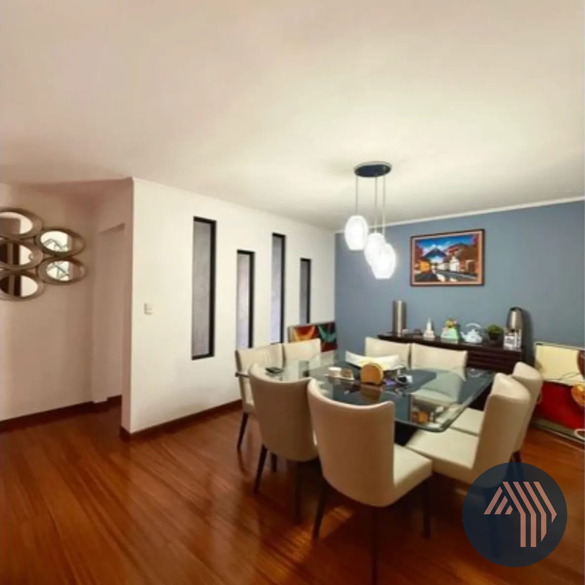 ALQUILER AMPLIO Y CÉNTRICO APARTAMENTO - TORRE DEL VALLE, ZONA 10 — Apartamento en Alquiler en Torre Del Valle, Zona 10, Guatemala, Ciudad — foto 4 de 5