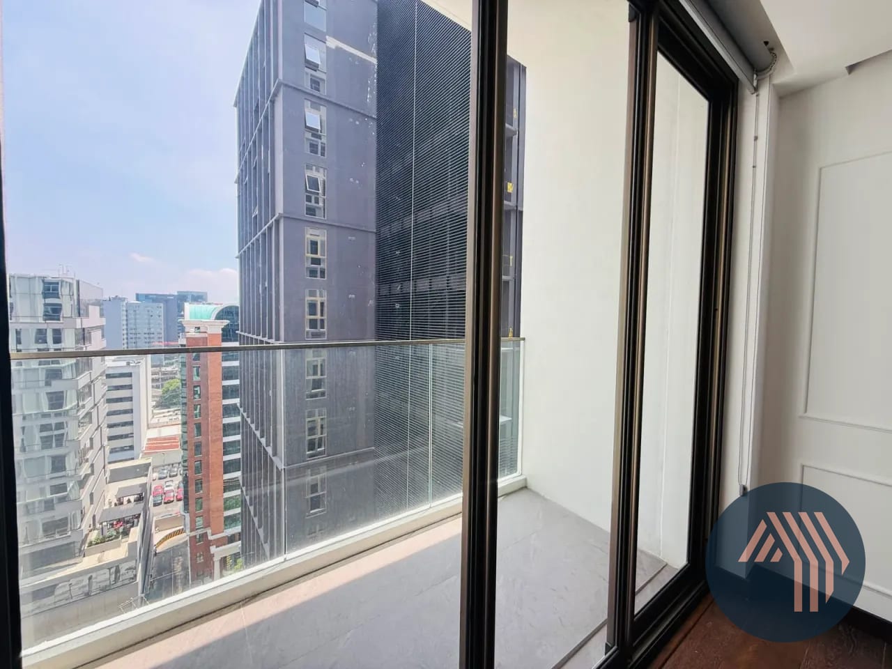 ALQUILER DE CÉNTRICOS APARTAMENTOS - ATARAH, ZONA 10 — Apartamento en Alquiler en Atarah, Zona 10, Guatemala, Ciudad — foto 10 de 17