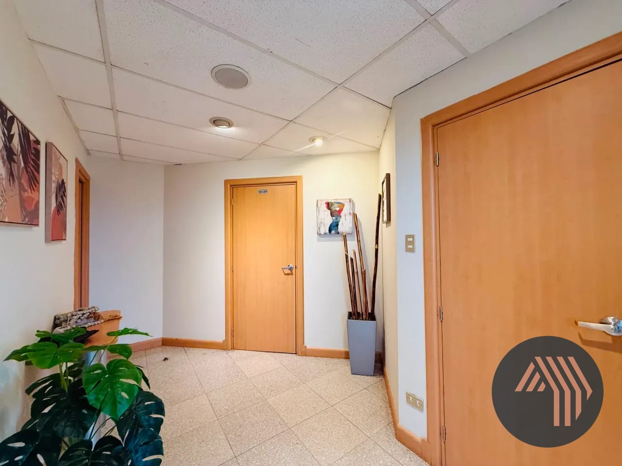 Alquiler de Clinica Médica Compartida - Multimédica, Zona 15 — Oficina en Alquiler en Multimedica, Zona 15, Guatemala, Ciudad — foto 3 de 8