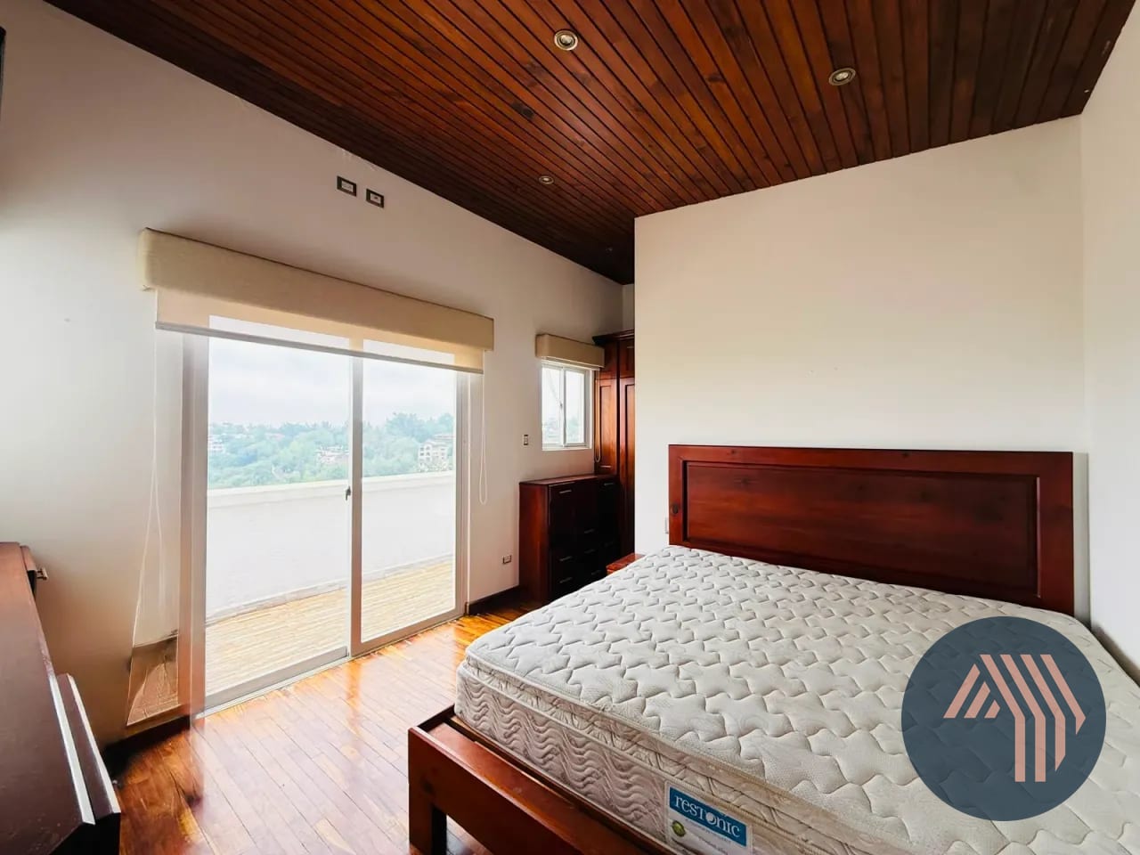 Alquiler de Lindo Apartamento Amueblado - Lindora, Zona 16 — Apartamento en Alquiler en Zona 16, Guatemala, Ciudad — foto 6 de 9