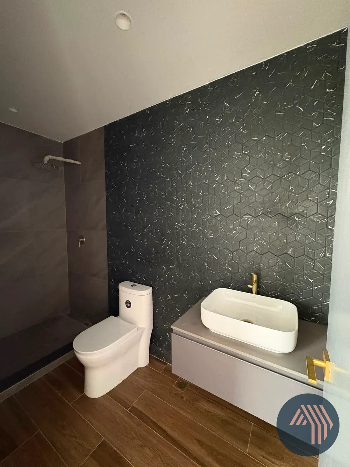 Venta Apartamento con Hermosas Vistas - Atarah, Zona 10 — Apartamento en Venta en Atarah, Zona 10, Guatemala, Ciudad — foto 7 de 7