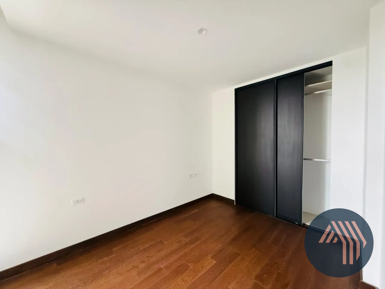 Alquiler de Lindo Apartamento para Estrenar - Atarah, Zona 10 — Apartamento en Alquiler en Atarah, Zona 10, Guatemala, Ciudad — foto 8 de 8