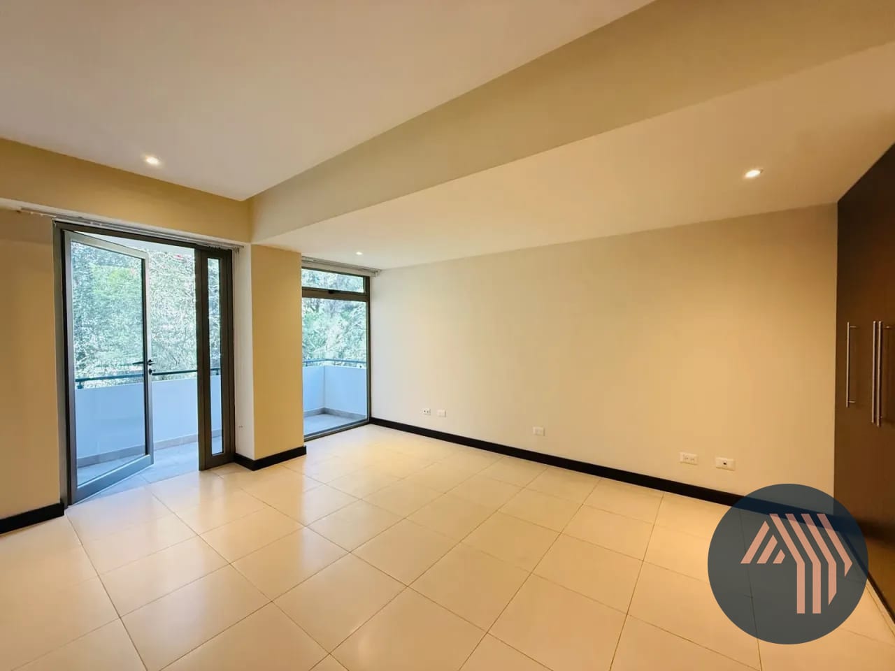 Alquiler de Lindo y Céntrico Apartamento - Cobella, Zona 14 — Apartamento en Alquiler en Cobella, Zona 14, Guatemala, Ciudad — foto 11 de 14