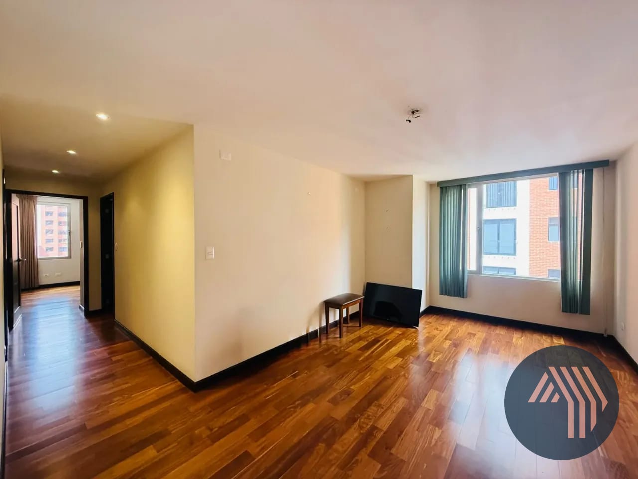 Alquiler de Amplio y Céntrico Apartamento - Aria, Zona 10 — Apartamento en Alquiler en Aria, Zona 10, Guatemala, Ciudad — foto 6 de 12