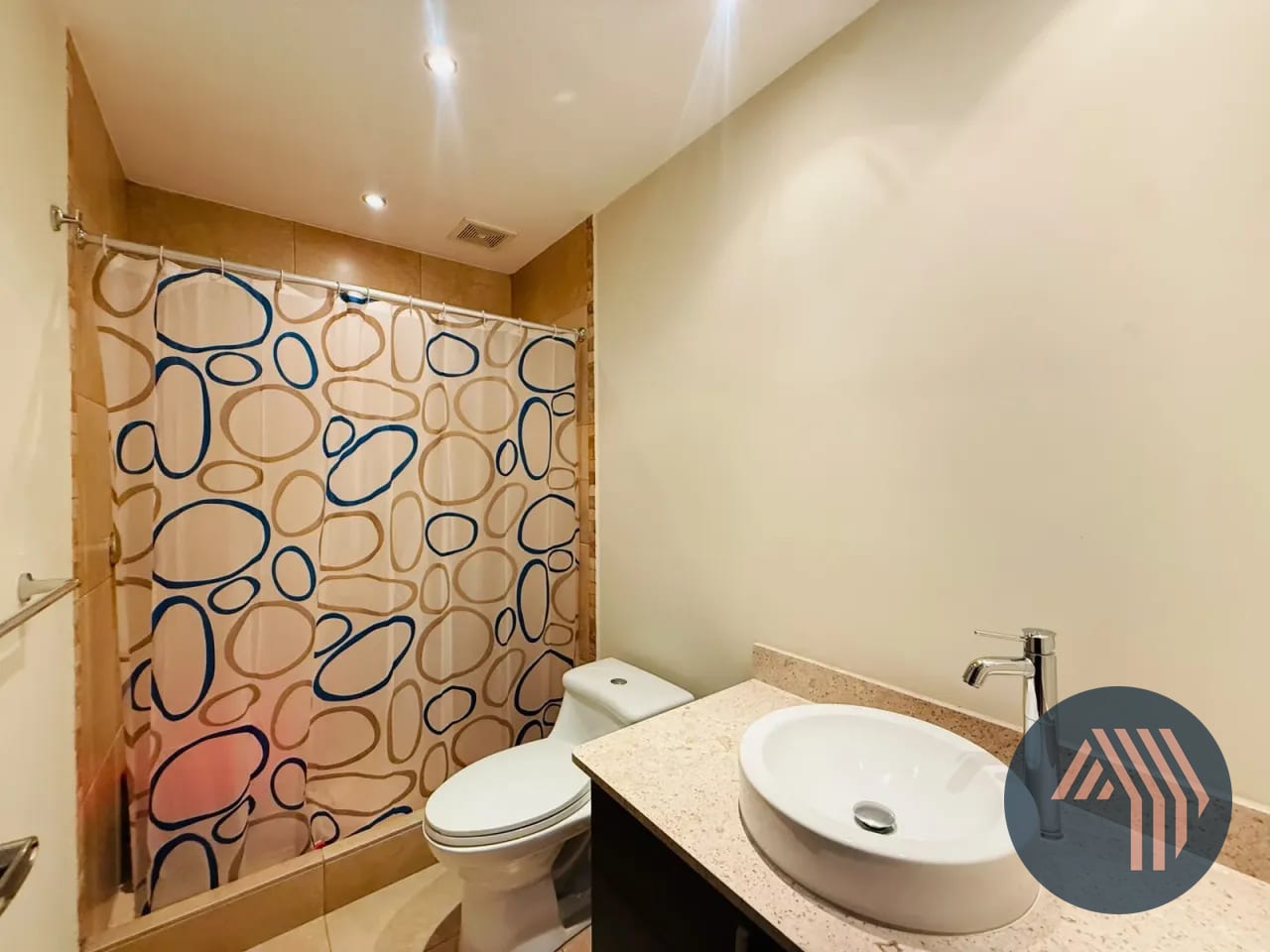 Alquiler de Amplio y Céntrico Apartamento - Aria, Zona 10 — Apartamento en Alquiler en Aria, Zona 10, Guatemala, Ciudad — foto 12 de 12