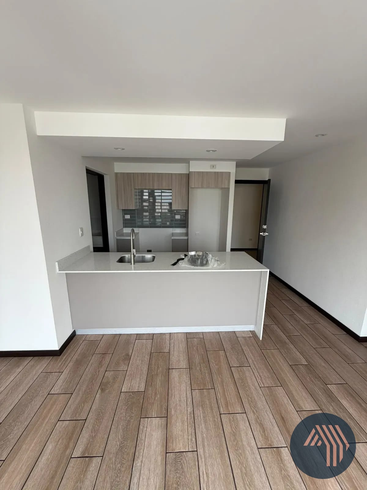 Alquiler de Apartamento para Estrenar - San Isidro 20/21, Zona 16 — Apartamento en Alquiler en San Isidro 20/21, Zona 16, Guatemala, Ciudad — foto 2 de 10