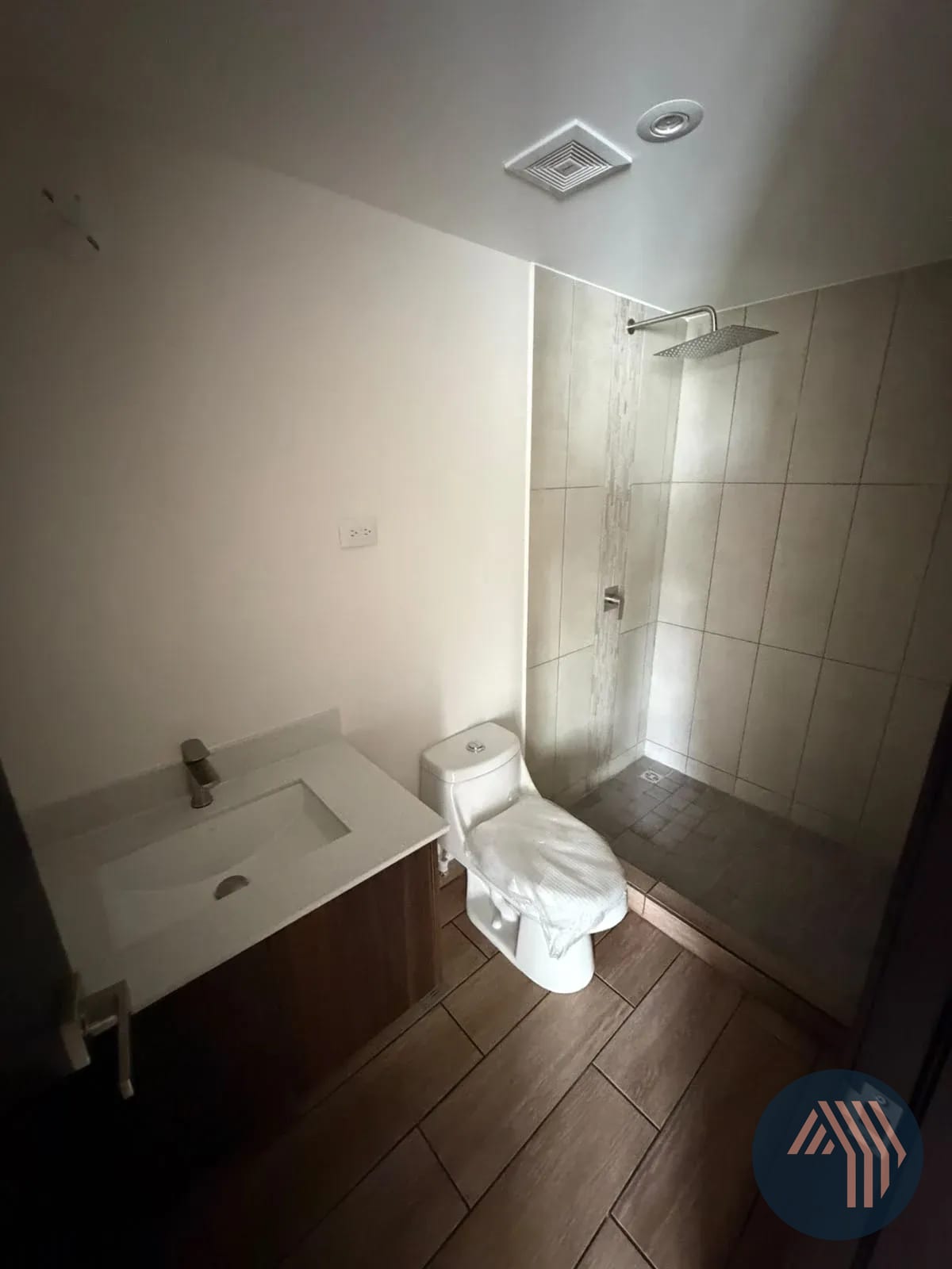 Alquiler de Apartamento para Estrenar - San Isidro 20/21, Zona 16 — Apartamento en Alquiler en San Isidro 20/21, Zona 16, Guatemala, Ciudad — foto 4 de 10