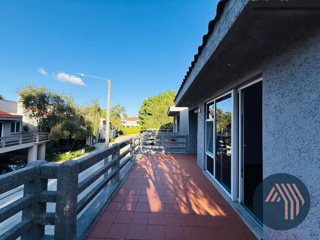 Alquiler de Casa con Lindo Jardín - Villas del Campo, KM 13.5 CES — Casa en Alquiler en Villas del Campo, Carretera a El Salvador, Guatemala, Ciudad — foto 11 de 17
