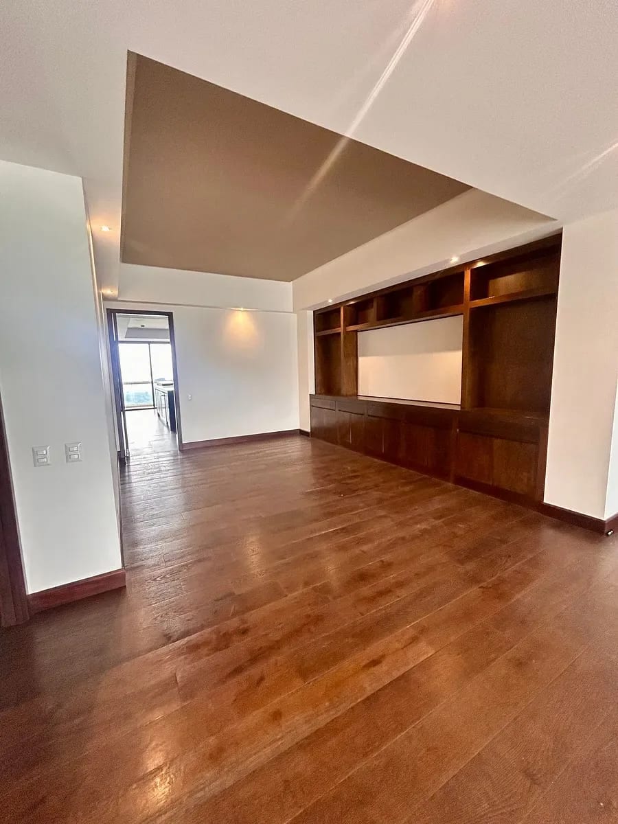 Espectacular Apartamento en Venta enTiffany 5ta — Apartamento en Venta en Tiffany 5ta Avenida, Zona 14, Guatemala, Ciudad — foto 8 de 16