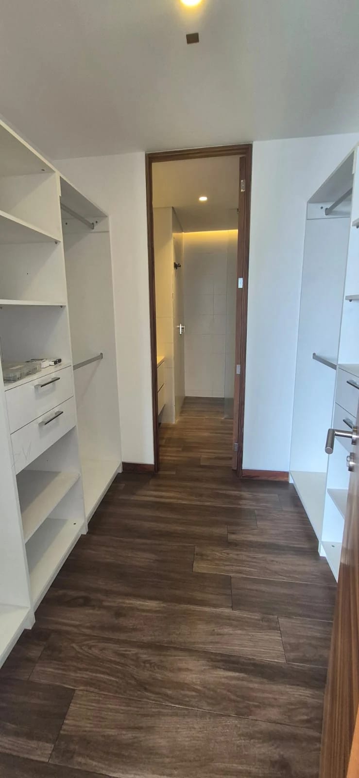 Apartamento en Alquiler Avia Zona 10 — Apartamento en Alquiler en Avia, Zona 10, Guatemala, Ciudad — foto 6 de 8