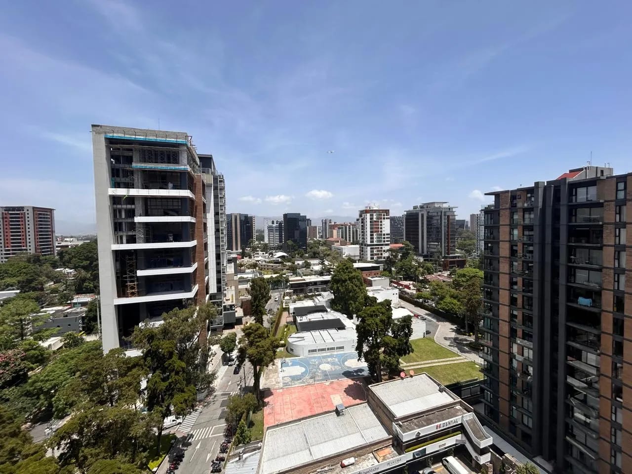 Apartamento en Venta Tiffany Zona 10 — Apartamento en Venta en Zona 10, Guatemala, Ciudad — foto 1 de 17