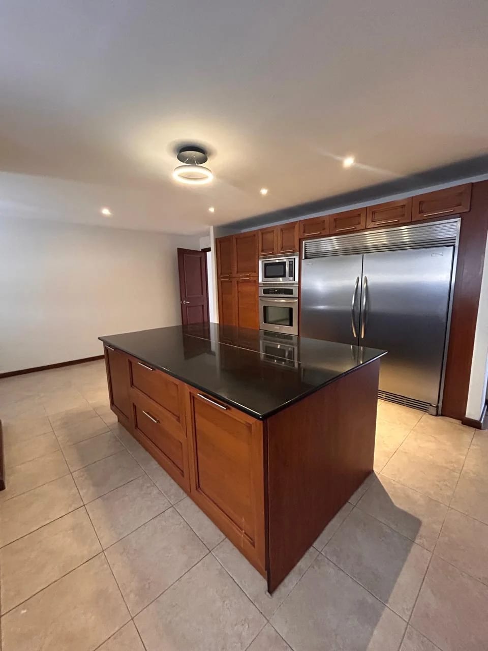 Apartamento en Venta Tiffany Zona 10 — Apartamento en Venta en Zona 10, Guatemala, Ciudad — foto 7 de 17