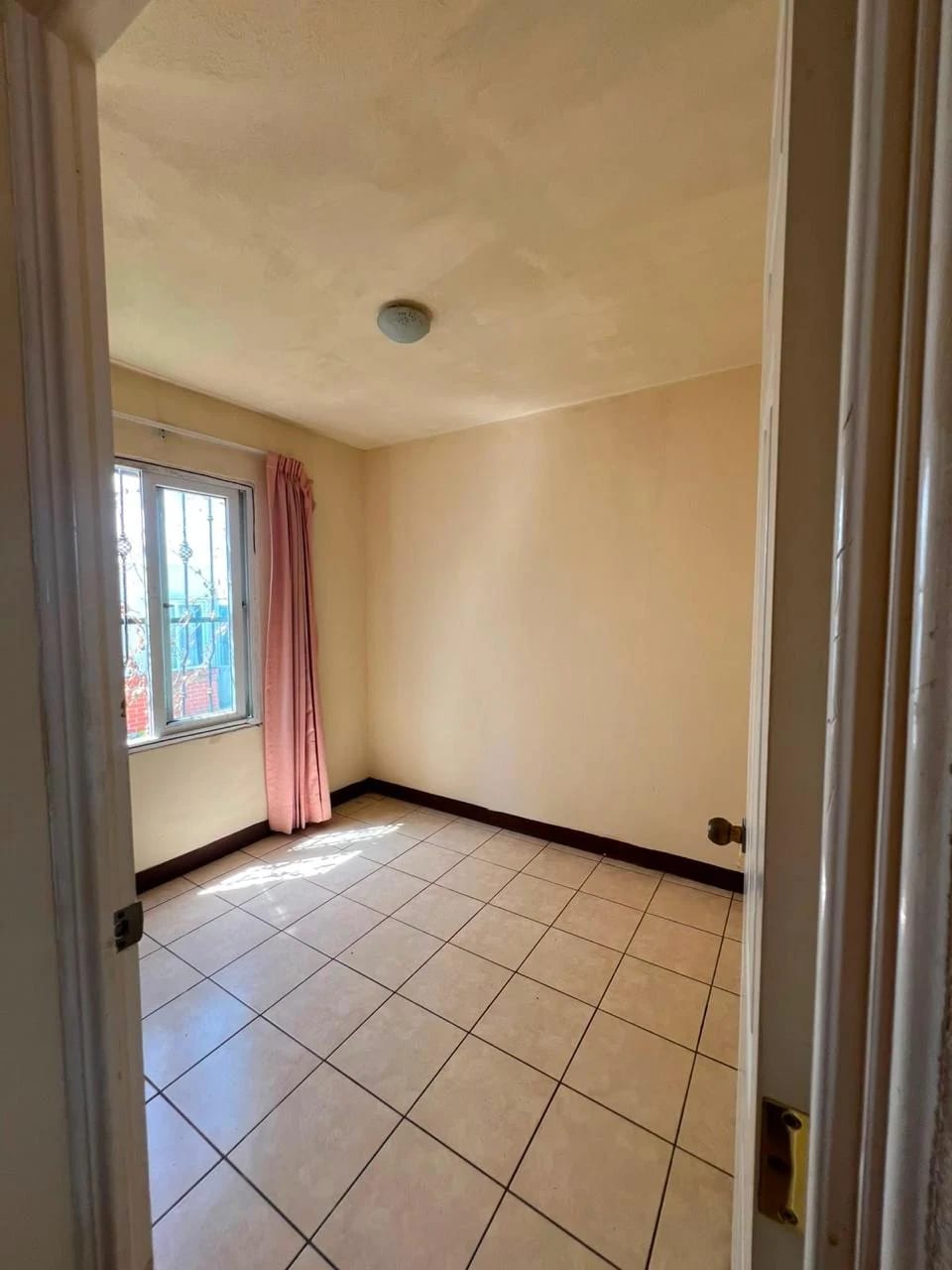 Casa en Venta Valles de María — Casa en Venta en Villa Nueva, Guatemala, Ciudad — foto 4 de 8