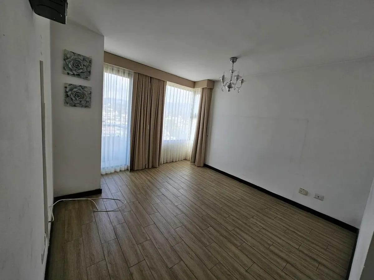Apartamento en Alquiler Torre 360 Zona 15 — Apartamento en Alquiler en Torre 360°, Zona 15, Guatemala, Ciudad — foto 10 de 11