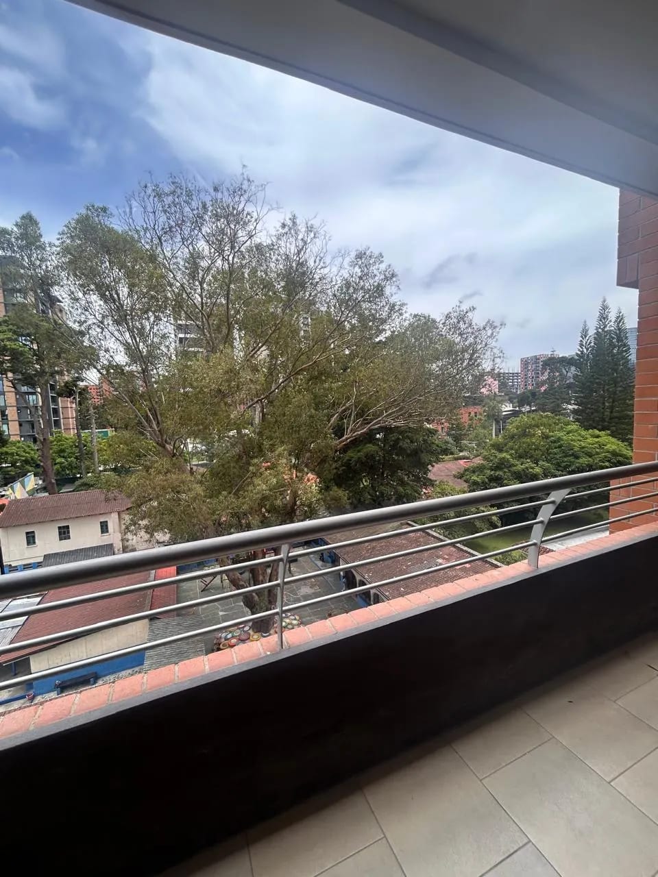 Apartamento en Alquiler Edificio Santa María — Apartamento en Alquiler en Santa María, Zona 10, Guatemala, Ciudad — foto 3 de 14