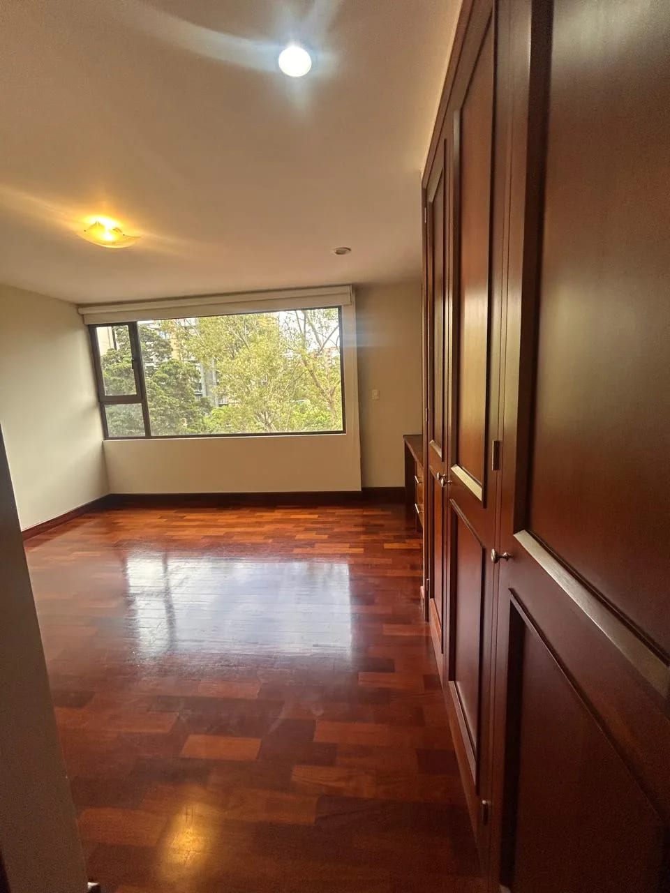 Apartamento en Alquiler Edificio Santa María — Apartamento en Alquiler en Santa María, Zona 10, Guatemala, Ciudad — foto 4 de 14