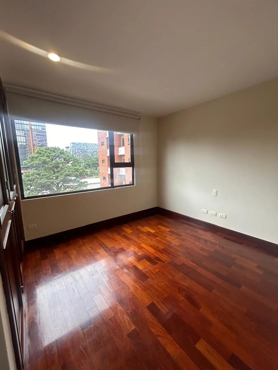 Apartamento en Alquiler Edificio Santa María — Apartamento en Alquiler en Santa María, Zona 10, Guatemala, Ciudad — foto 10 de 14